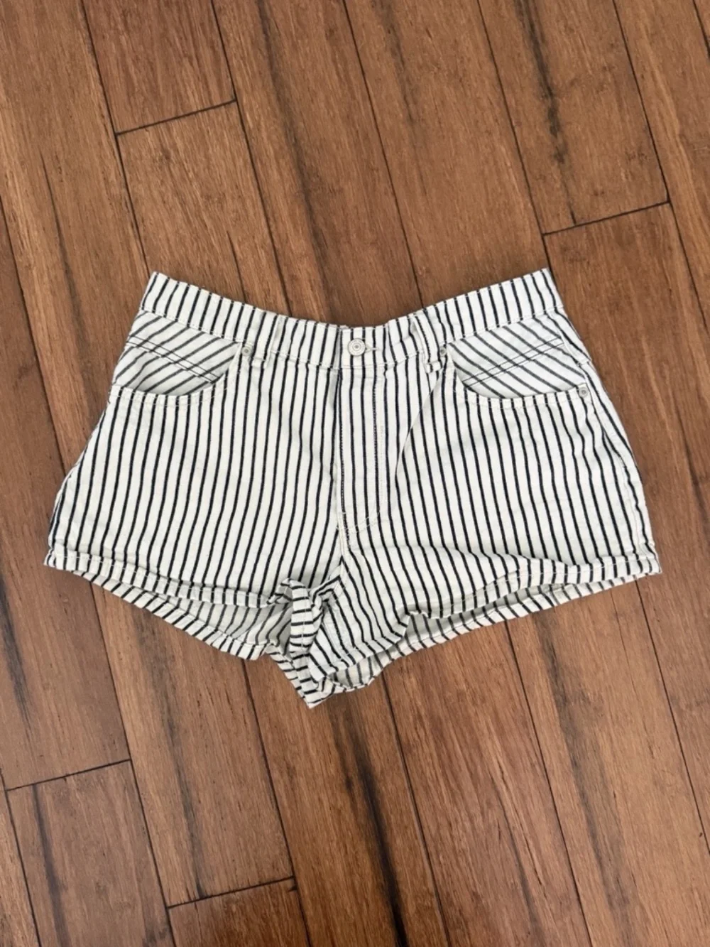 Women's 30 Free People We The Free Now Or Never Shorts Striped Railroad - NWOT